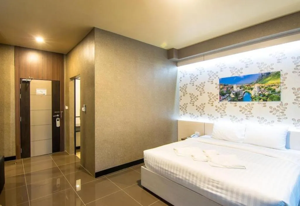 Bed in Pasub grand hotel