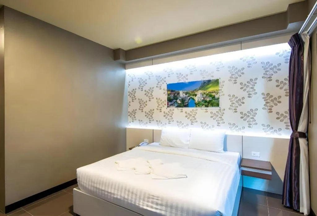 Bed in Pasub grand hotel