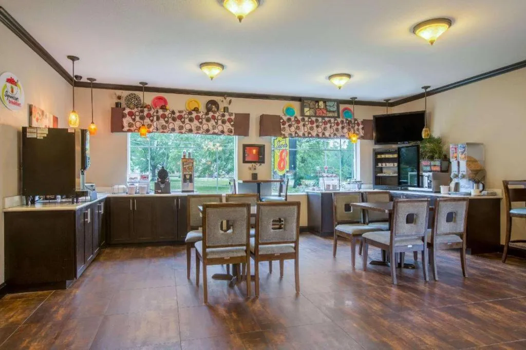 Super 8 By Wyndham Mansfield La