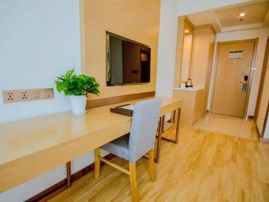 GreenTree Inn Nantong Zhangzhishan Town Deli Plaza Express Hotel