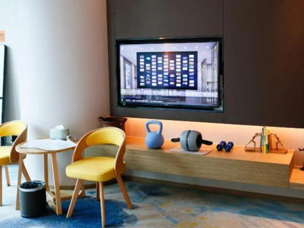 LONGYAN JINGHUA FLIPORT HOTEL