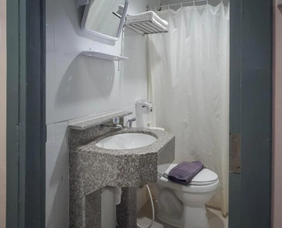 BIRD ROOM HOTEL - PRATUNAM