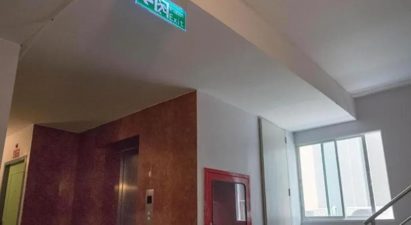 BIRD ROOM HOTEL - PRATUNAM