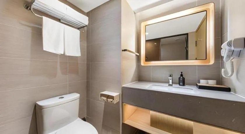 JI Hotel Beijing Nanluoguxiang Andingmen Metro Station