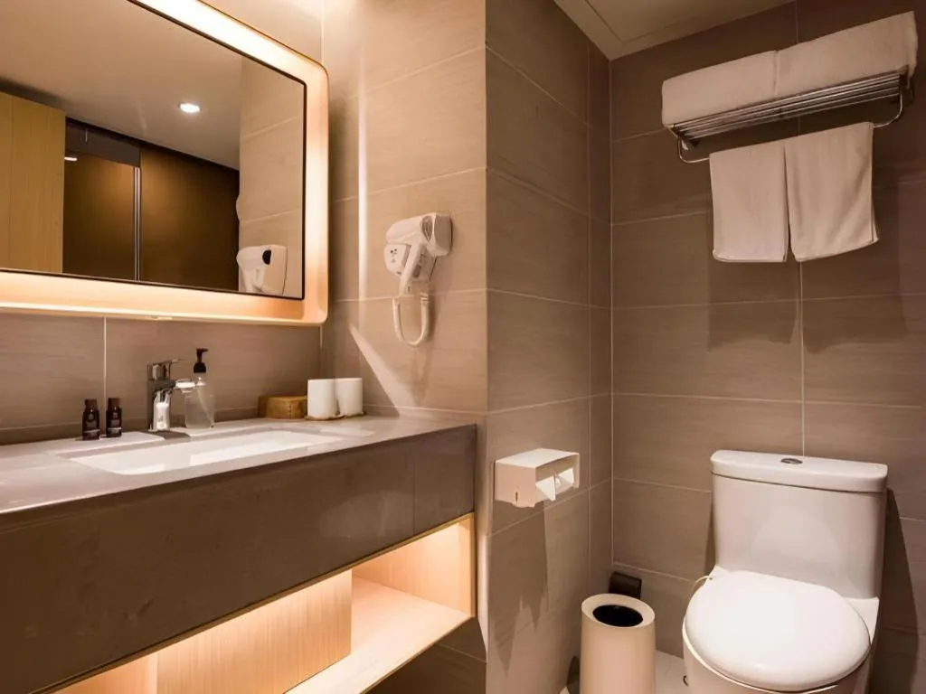 JI Hotel Beijing Nanluoguxiang Andingmen Metro Station