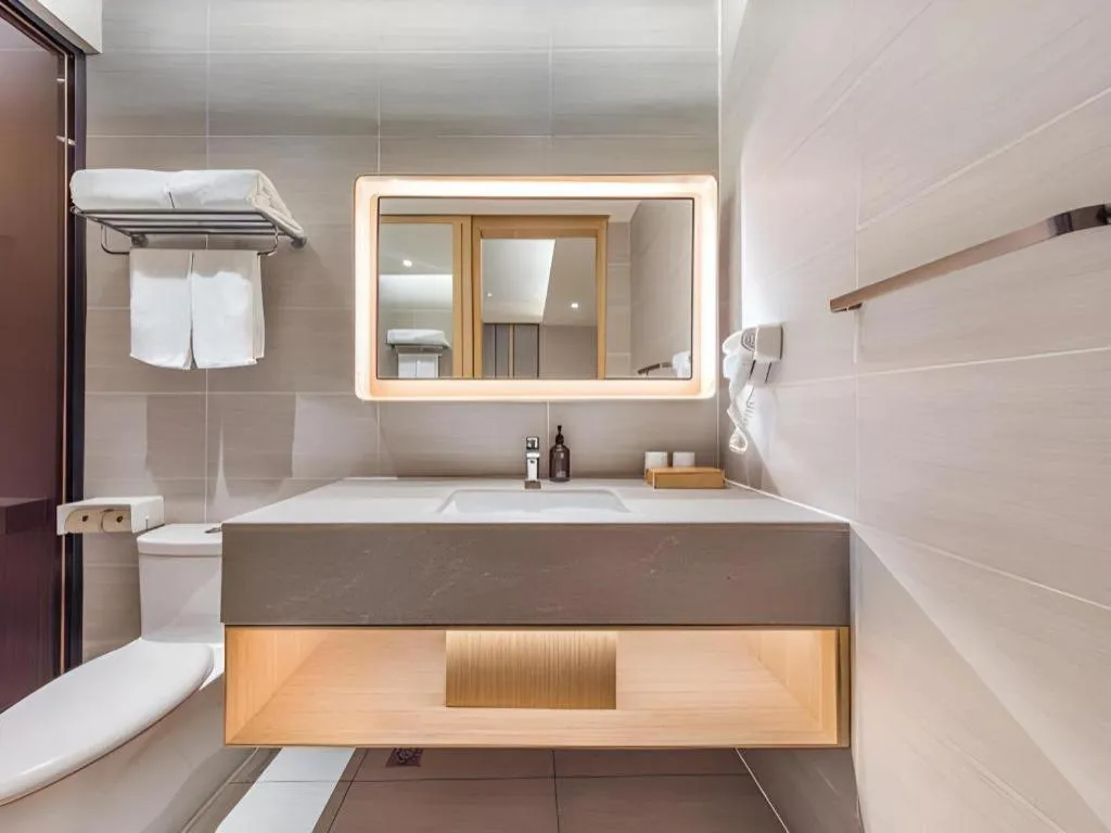 JI Hotel Beijing Nanluoguxiang Andingmen Metro Station