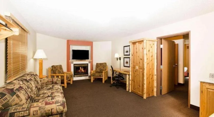 AmericInn by Wyndham Pequot Lakes