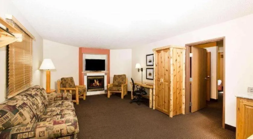 AmericInn by Wyndham Pequot Lakes