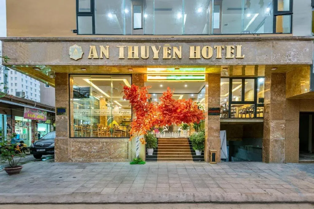 An Thuyen Hotel