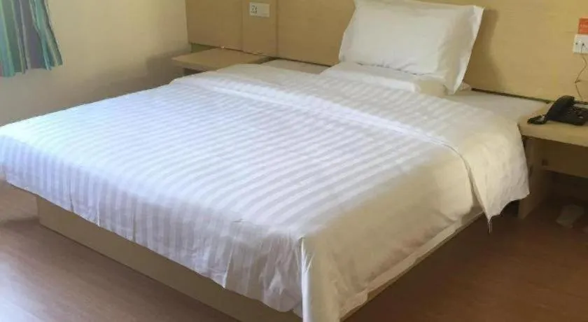 Bed in 7 Days Inn Guangzhou Panyu Square Shilian Road
