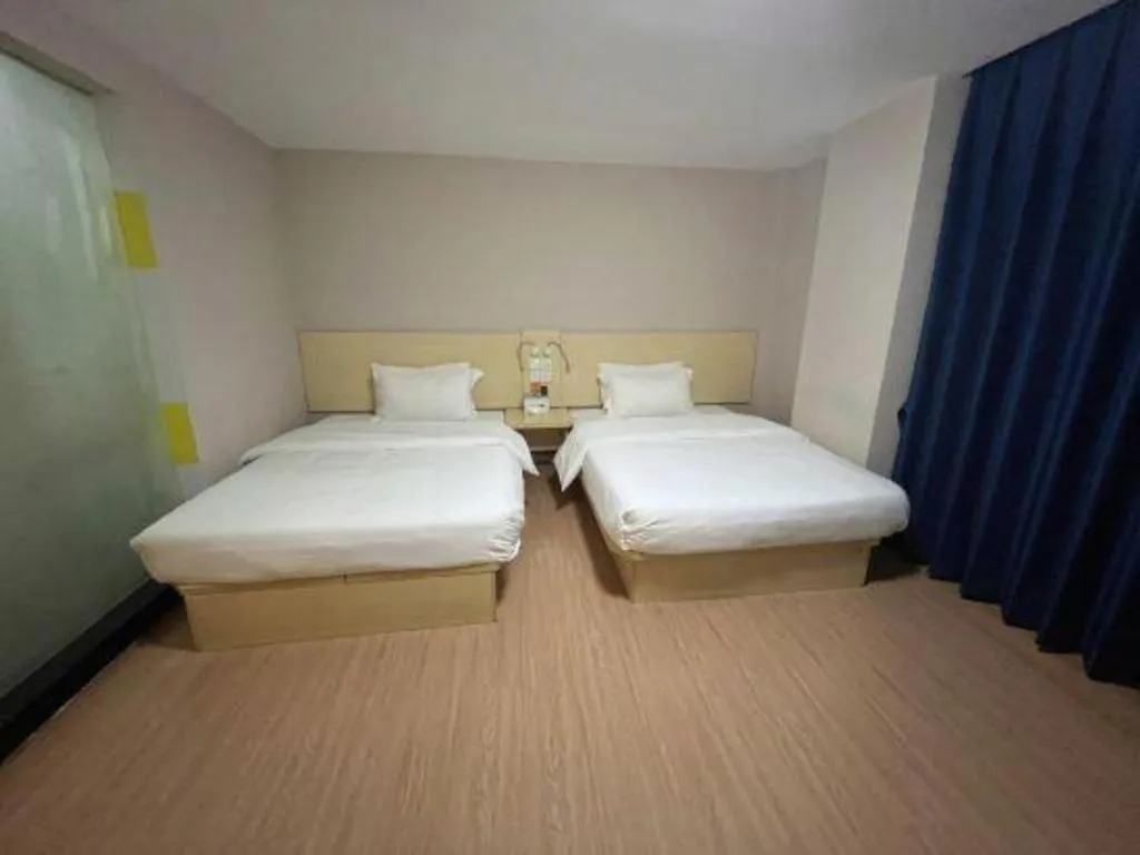 Bed in 7 Days Inn Guangzhou Panyu Square Shilian Road