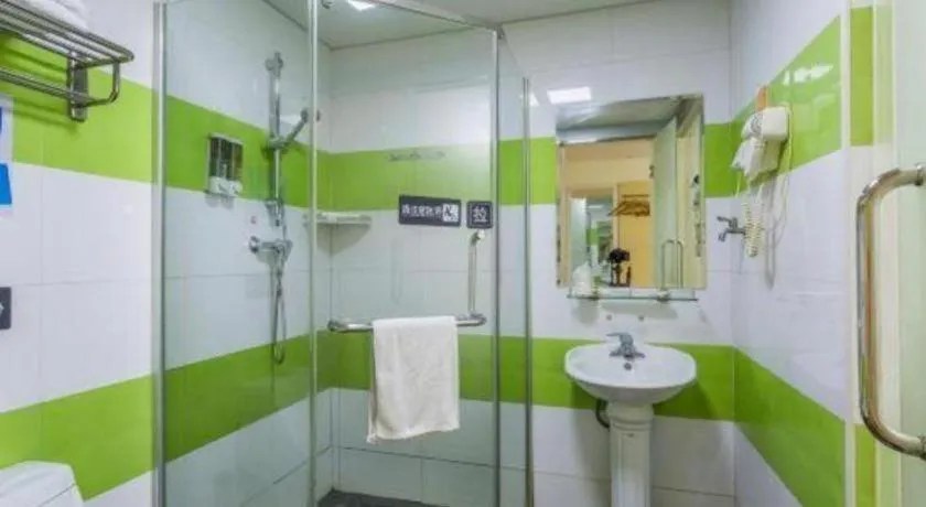 7 Days Inn Guangzhou Panyu Square Shilian Road