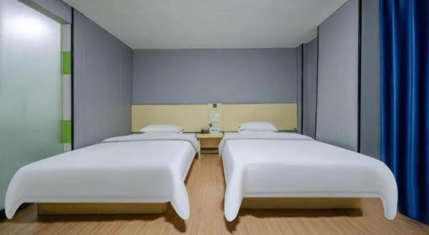 Bed in 7 Days Inn Guangzhou Panyu Square Shilian Road