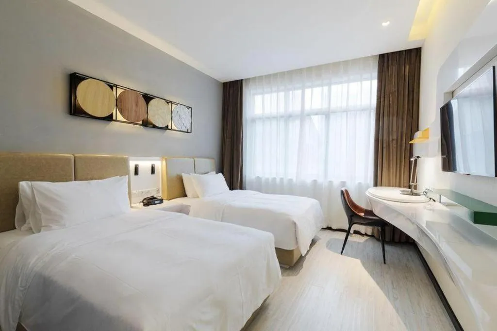 Bed in Ibis Styles Chengdu Chunxi Taikoo Li Hotel