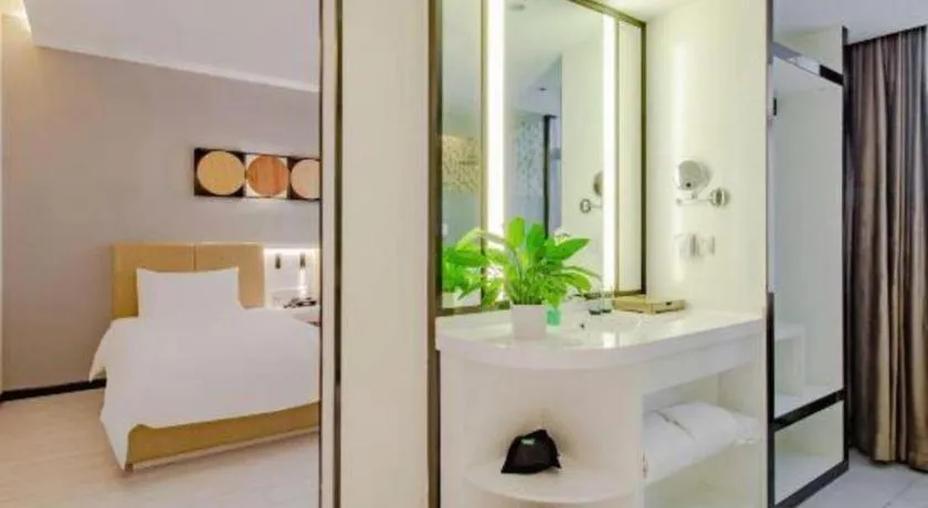 Bed in Ibis Styles Chengdu Chunxi Taikoo Li Hotel