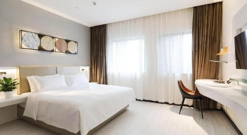 Bed in Ibis Styles Chengdu Chunxi Taikoo Li Hotel