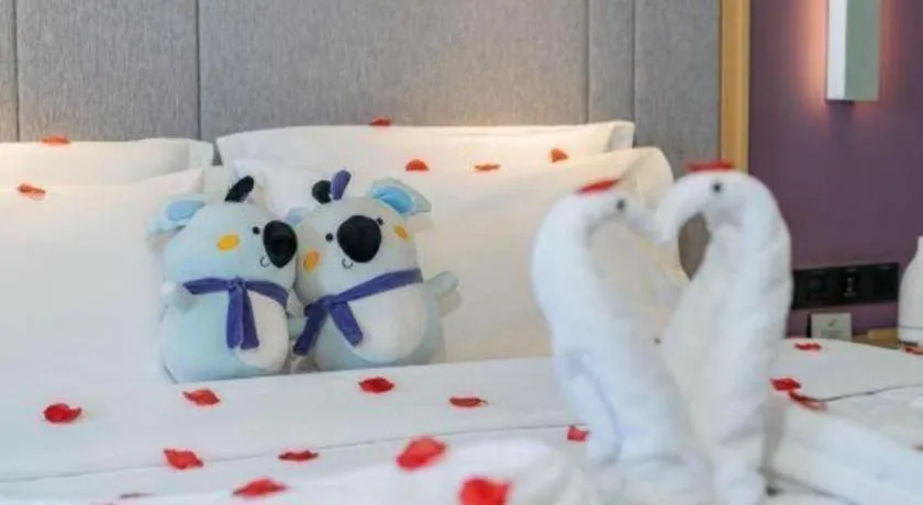 Bed in Lavande Hotel Bejing West Station South Square Lize Commercial Zone