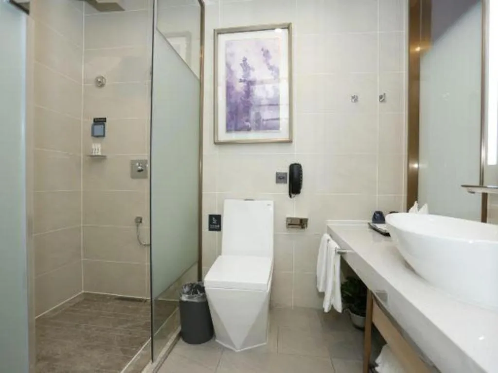 Lavande Hotel Bejing West Station South Square Lize Commercial Zone