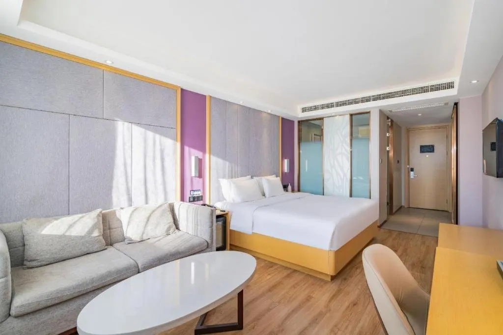 Bed in Lavande Hotel Bejing West Station South Square Lize Commercial Zone