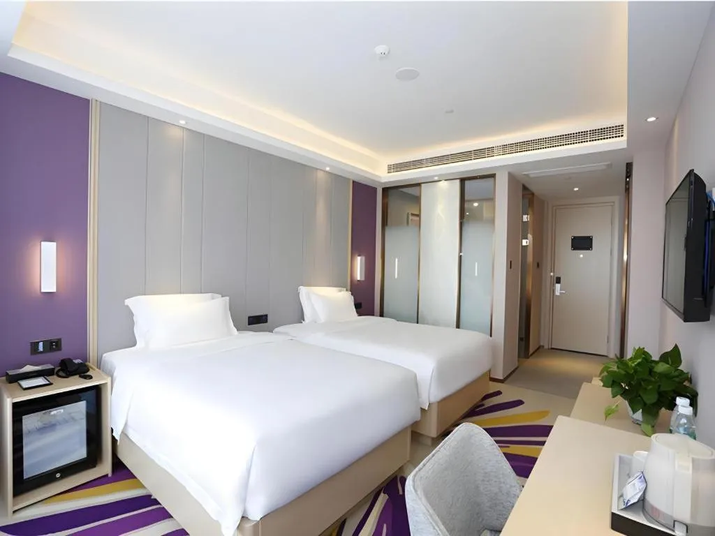 Bed in Lavande Hotel Bejing West Station South Square Lize Commercial Zone