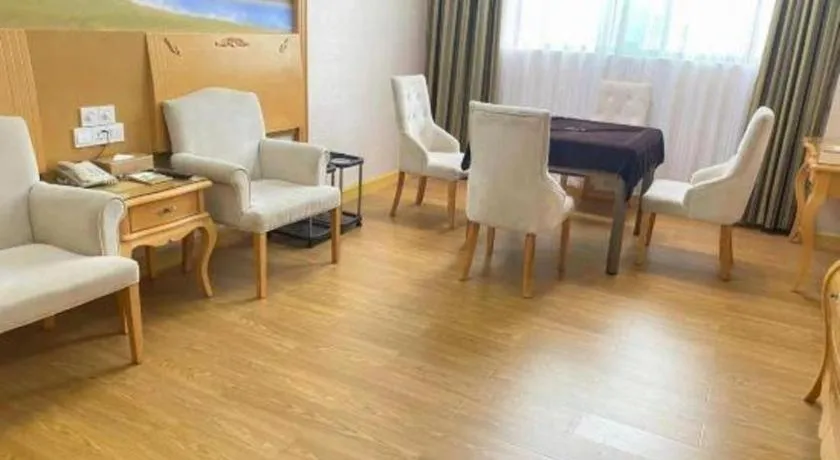 Vienna Hotel Guangdong Qingyuan Wanda Plaza Xincheng Beijiang