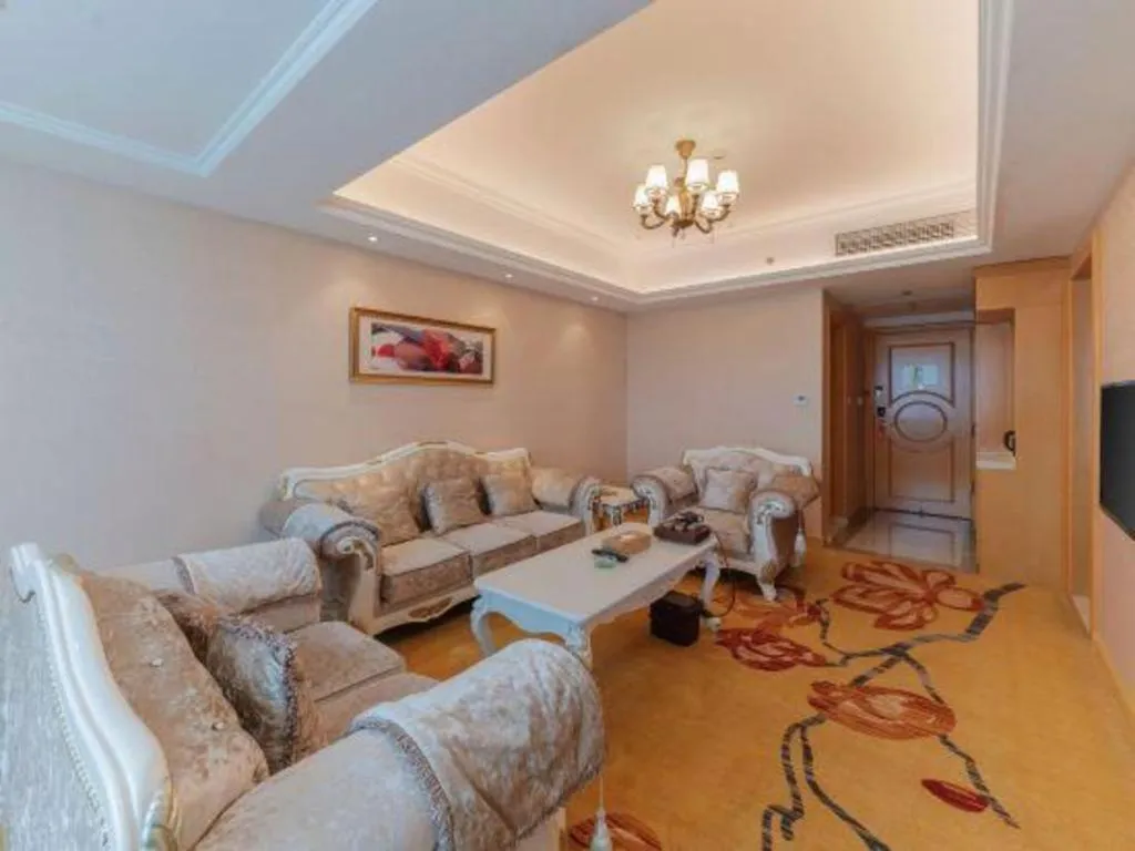 Vienna Hotel Guangdong Qingyuan Wanda Plaza Xincheng Beijiang