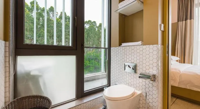 Bed in SongShan Lake PingShang Serviced Hotel