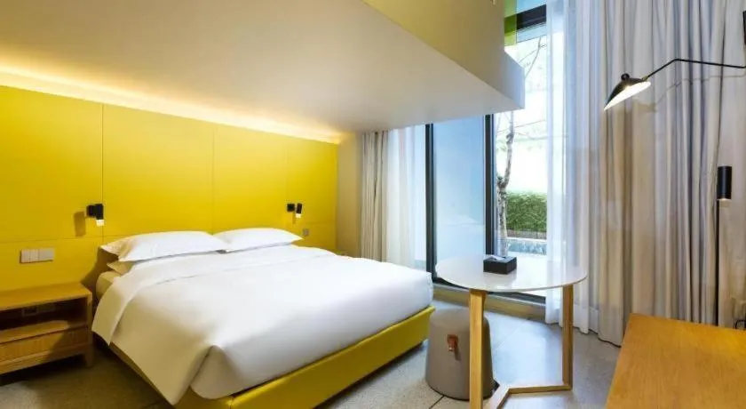 Bed in SongShan Lake PingShang Serviced Hotel