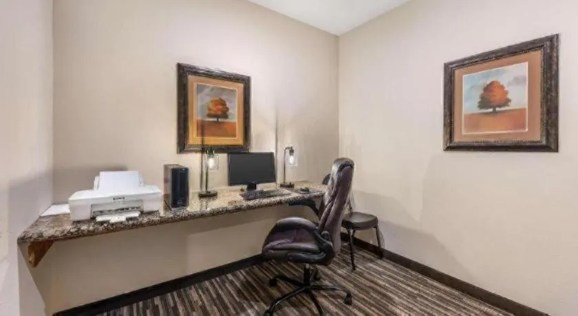 Best Western La Grange Inn & Suites