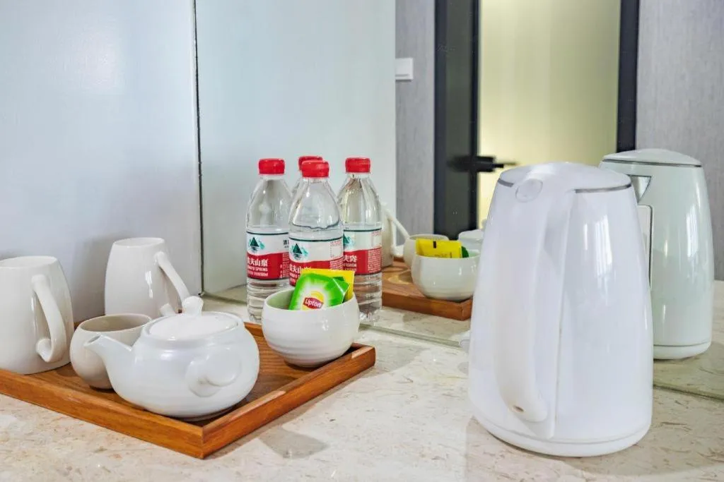 Ramada Encore by Wyndham Qionghai Downtown