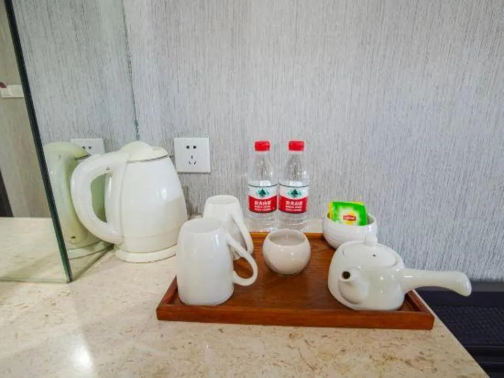 Ramada Encore by Wyndham Qionghai Downtown