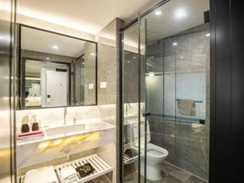 Ramada Encore by Wyndham Qionghai Downtown