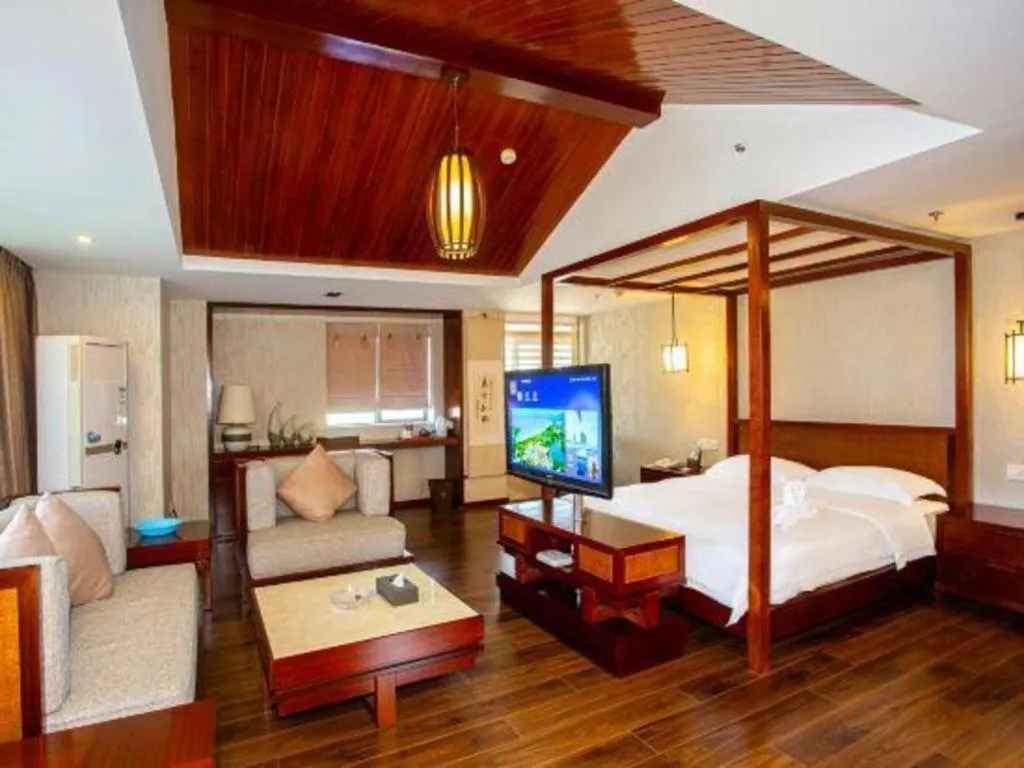 Bed in Ramada Encore by Wyndham Qionghai Downtown