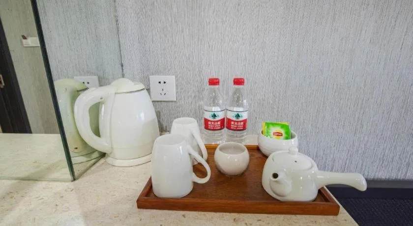 Ramada Encore by Wyndham Qionghai Downtown