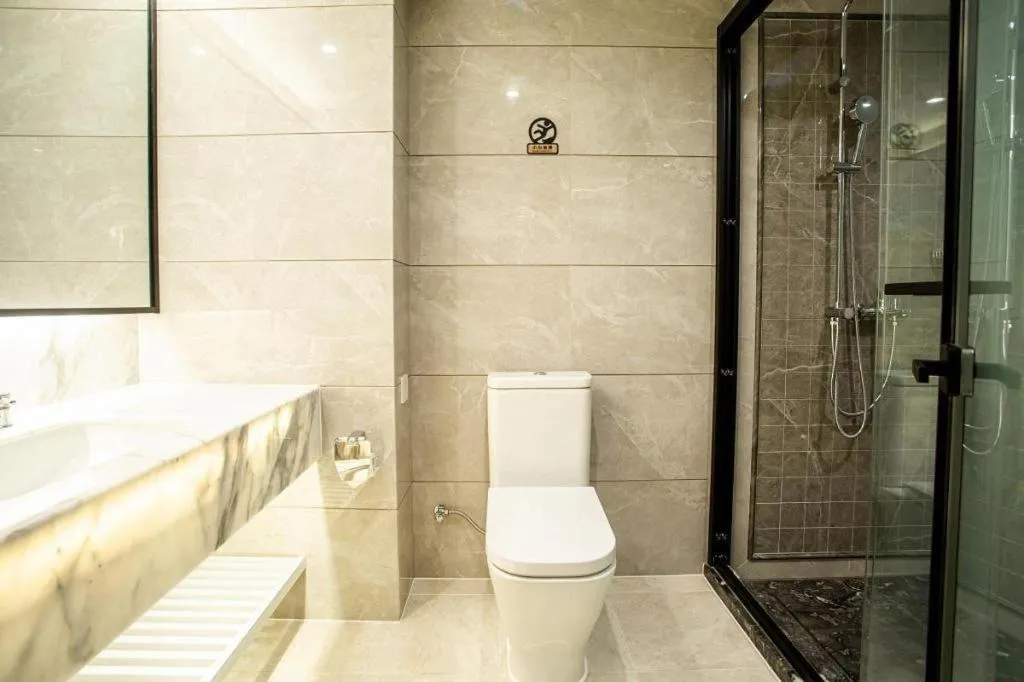 Ramada Encore by Wyndham Qionghai Downtown