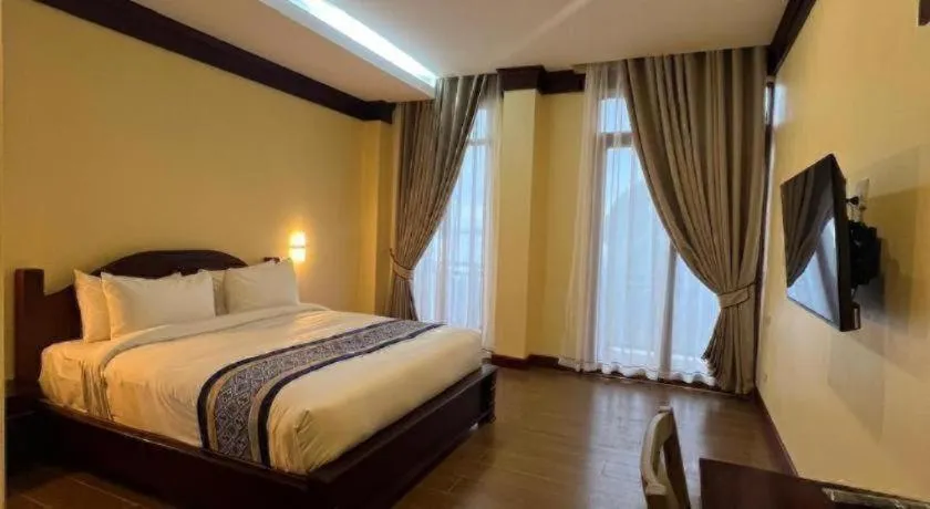 Bed in Pon Arena Hotel