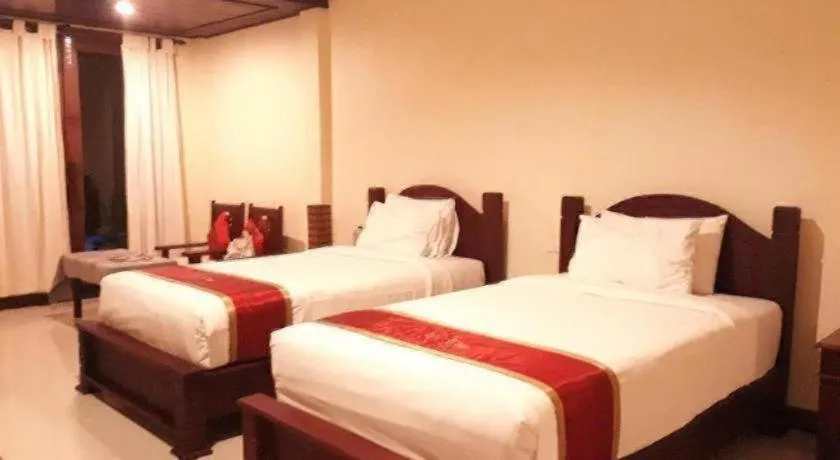 Bed in Pon Arena Hotel