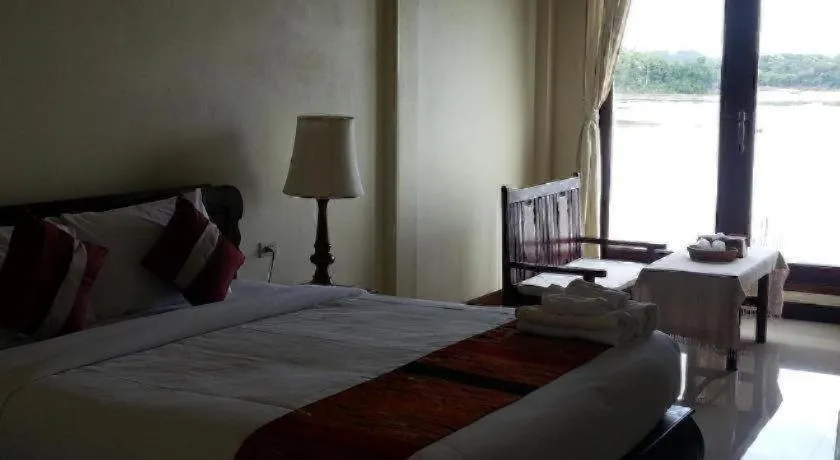 Bed in Pon Arena Hotel