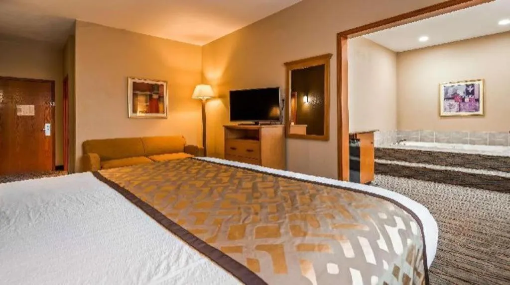 Bed in Best Western Locust Grove Inn & Suites