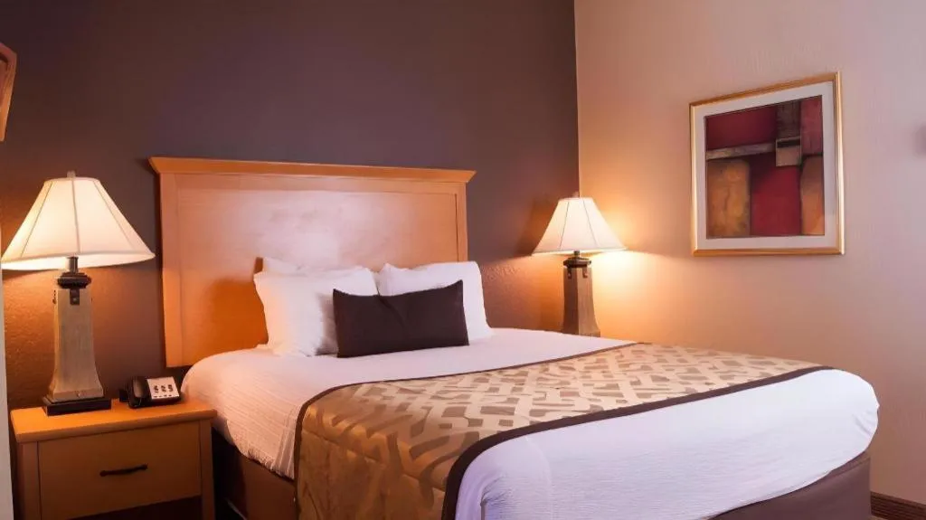 Bed in Best Western Locust Grove Inn & Suites