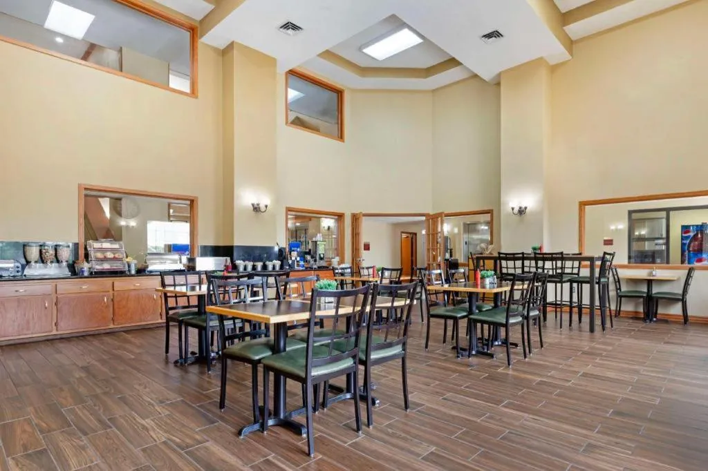 Best Western Locust Grove Inn & Suites