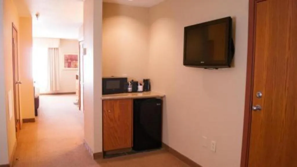 Best Western Locust Grove Inn & Suites