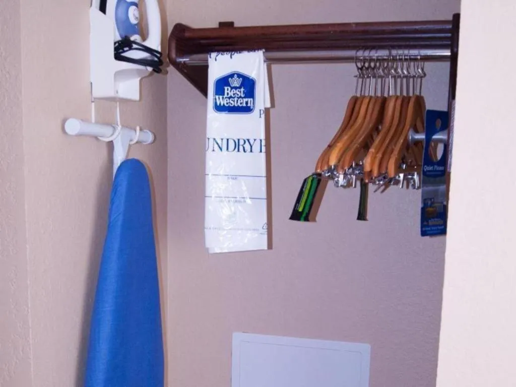 Best Western Locust Grove Inn & Suites