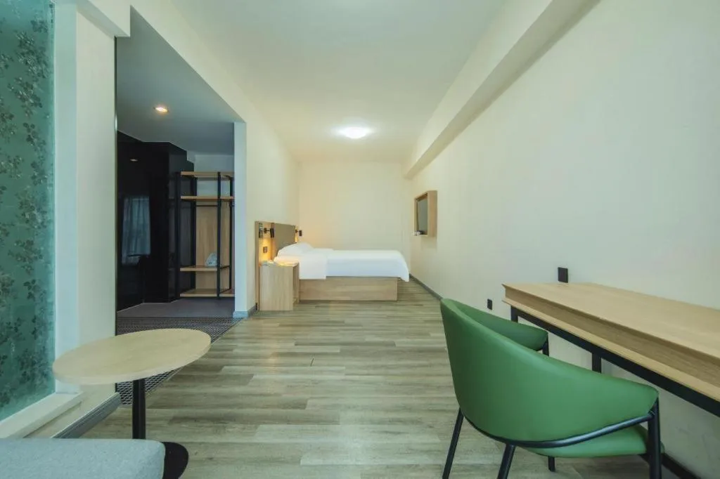 Bed in GreenTree Inn Weihai Liugongdao Wharf Qingdao North Road Express Hotel