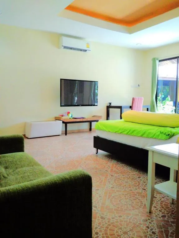 Bed in Kamala Tropical Garden Hotel