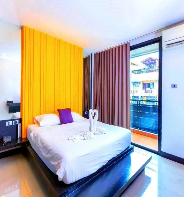 Bed in Punyapha Place