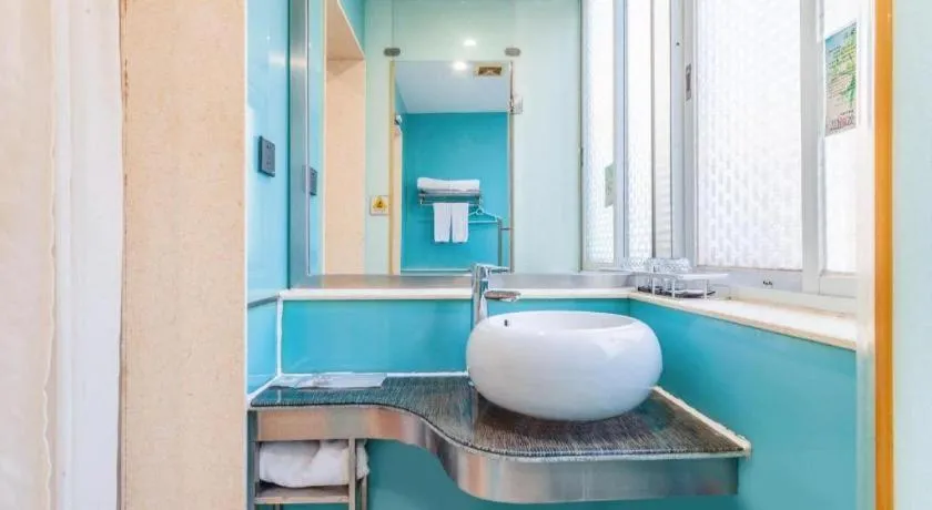 Xinghe Xinfeng Hotel Railway Station & Bus Station Branch