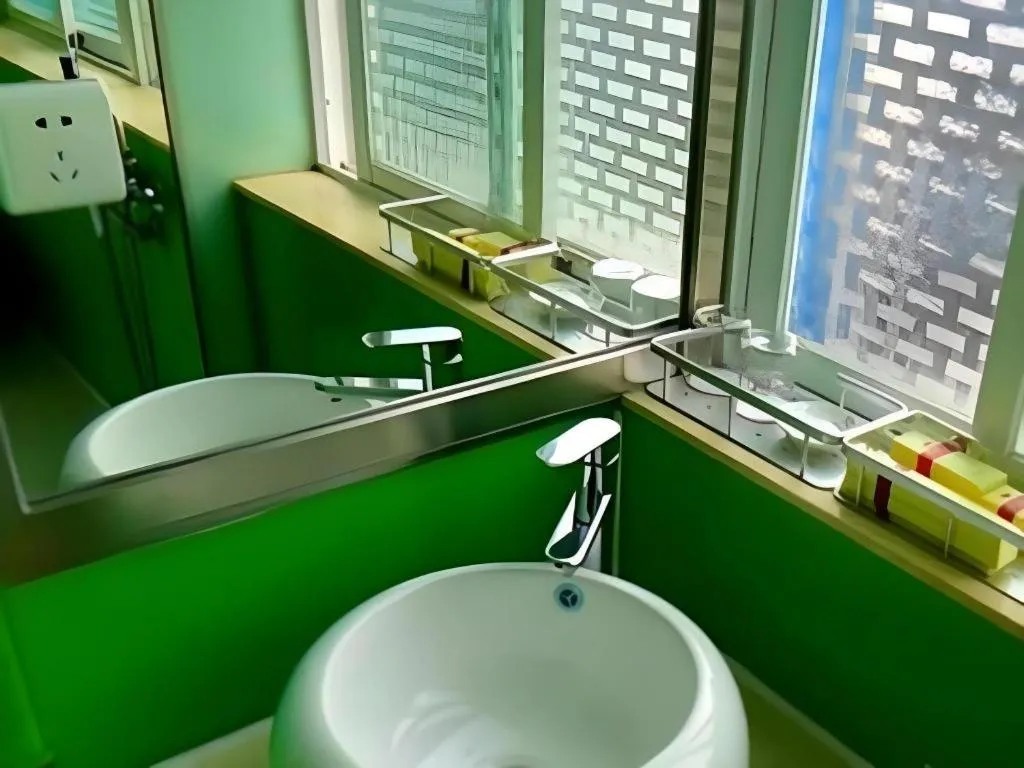 Xinghe Xinfeng Hotel Railway Station & Bus Station Branch