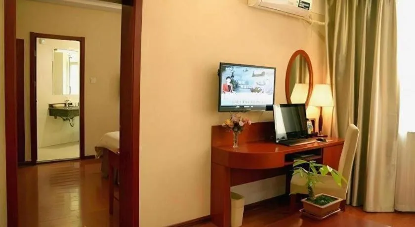 GreenTree Inn Jinan Quancheng Hotel