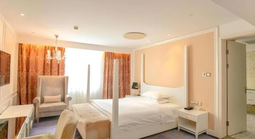 Bed in Fuzhou Fliport Garden Hotel